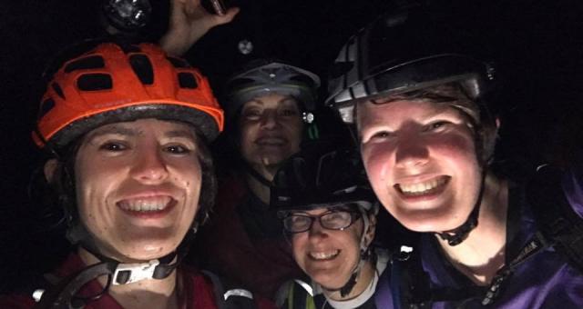 Surrey Hills MTB Chix on a night ride