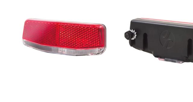 Rack-fitting rear lights 