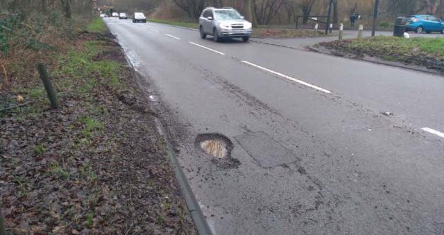 Pothole on Salt Box Lane, Guildford