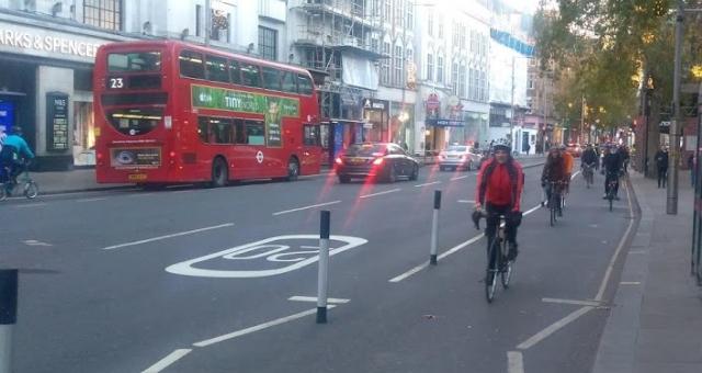 Kensington High Street cycle lane